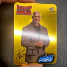 KURT ANGLE #57 ORO Tesla Lamincards WWE SMACKDOWN FLUO 2004