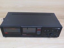 vecchio deck a cassette stereo