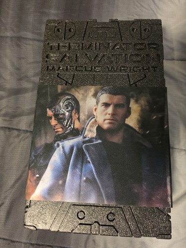 Hot toys terminator salvation - toys,