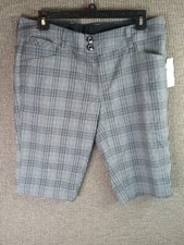 New Element Size 7 Gray Bermuda Style Shorts