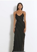 MAXI ABITO NERO CON VOLANT RAT