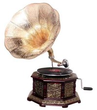 Antique style gramophone