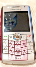 Cellulare BlackBerry Pearl 8110 rosa non funzionante per ricambi