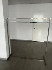 appendiabiti In Metallo Cromato Artigianali. Utilizzati Per Stand Show Room