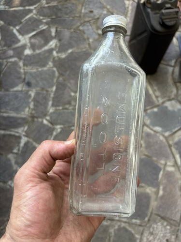 Antica bottiglia farmaceutica - antica,