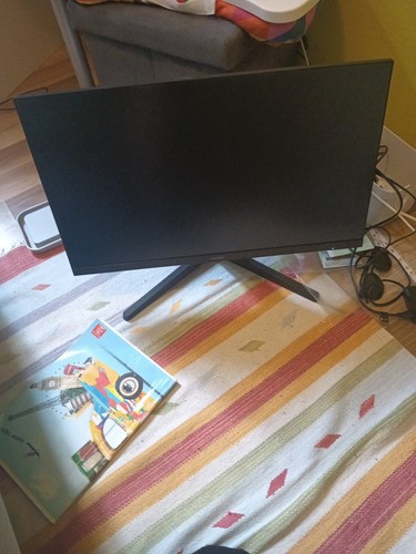 Monitor gaming - monitor,