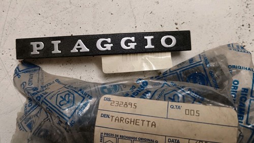 Scritta targhetta calandra - targhetta,