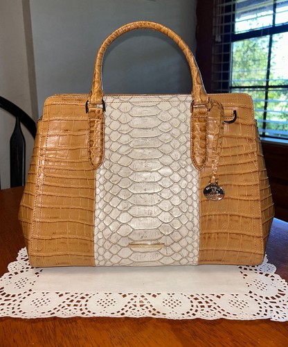 Borsa nuova con etichette - , $415