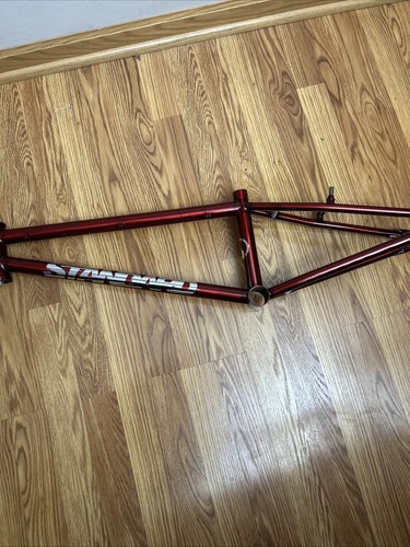Standard 100r 75tt - 100r, rosso