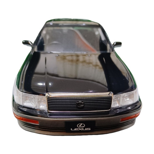 Cult lexus ls400 3 0 - 1:18,