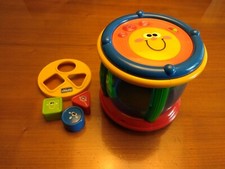 Chicco 65461 Tamburello Forme e Musica Primo Gioco Musicale con Incastri