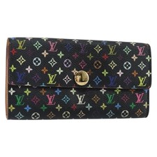 LOUIS VUITTON Pochette
