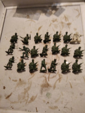 LOTTO SOLDATINI MILITARI 1/32