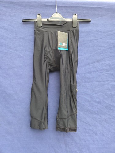 Nuovissimi pantaloncini - nuovissimi,