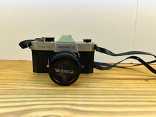 Pacchetto fotocamera pellicola 35 mm vintage Yashica TL-Electro con obiettivi, zoom Vivitar,