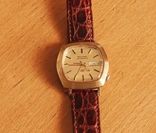 Bulova Accuquartz Vintage '70 automatico con carica al quarzo day date oro 18K 