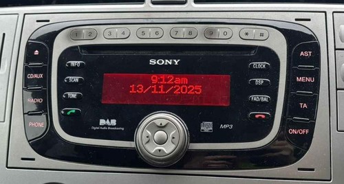 Ford kuga mk1 - ford, sony