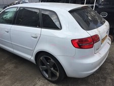 AUDI A3 S-LINE 2011 BIANCO 5