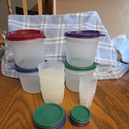 New tupperware piece - new,