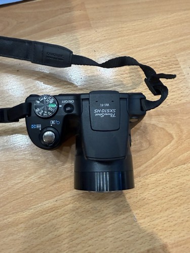 Near mint canon powershot - canon,