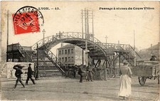 CPA LYON - Passage a niveau du