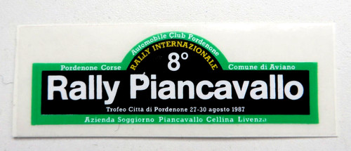 Piccolo adesivo 8 - piccolo,