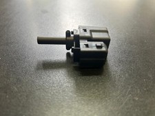 Interruttore pedale frizione Ford Fiesta, Ka, Street Ka, Escort Cosworth e Puma