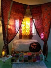 Tenda a baldacchino letto