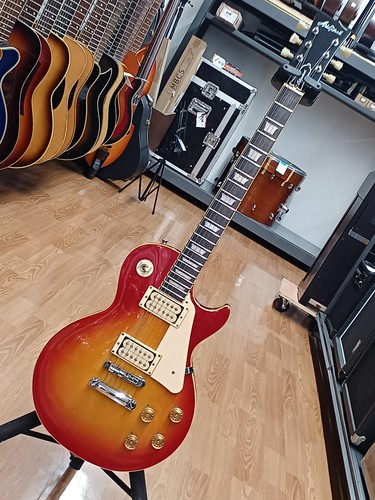 Chitarra elettrica aria pro - aria,