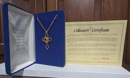 Collana con ciondolo croce