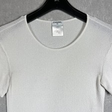 T-shirt vintage CHANEL CC logo