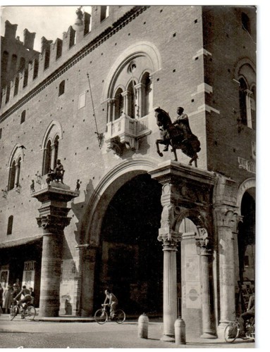 Cartolina ferrara statua - statua, dei