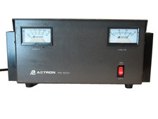 Astron RS-50M Alimentatore da