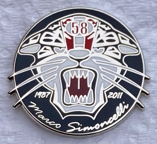 Nuovo distintivo smaltato - distintivo,