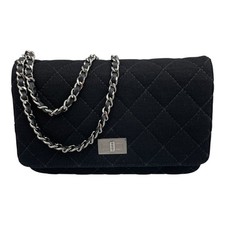 CHANEL Matrasse Chain Wallet