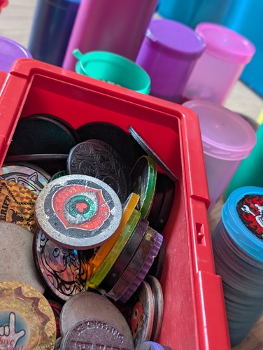 Pog collection lot - 90,