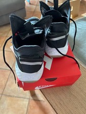 Vendo scarpe da basket modello