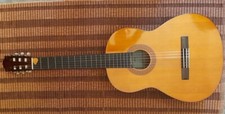 CHITARRA YAMAHA C-40
