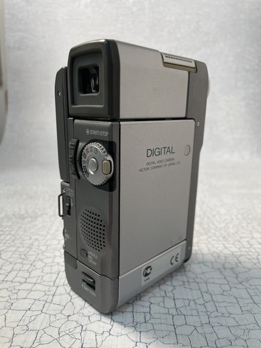 Videocamera jvc m5 - dv,