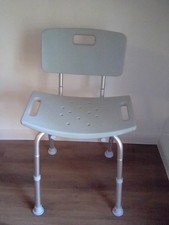 Sedia doccia regolabile con
