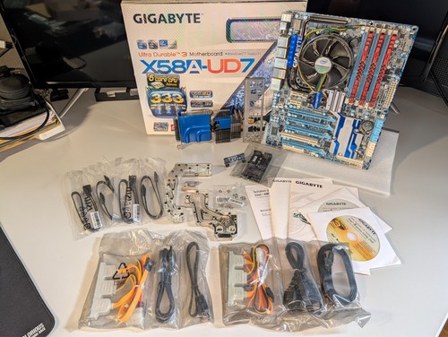 Scheda madre gigabyte - scheda, intel