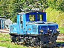 HOm, Produzione artigianale