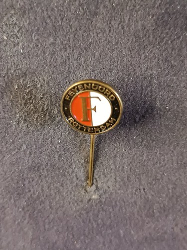 Pins pin badge - pin, spilla