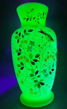 Antico vaso vittoriano boemo