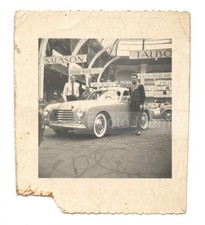 Simca 8 Sport, Salon de