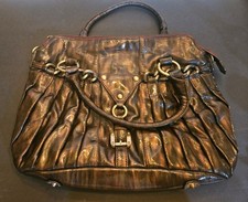 borsa a mano marrone in