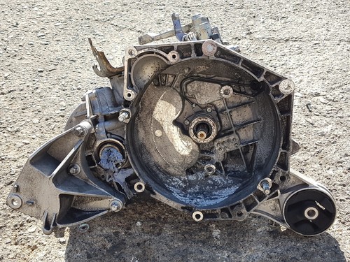 Cambio manuale mar - 6,