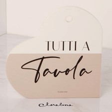 CLARALUNA* 2023 BOMBONIERE SOTTOPENTOLA LEGNO TUTTI A TAVOLA CUORE 16X16X1 23542