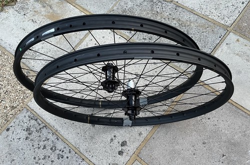 Mozzi hope pro5 cerchi - mozzi, su