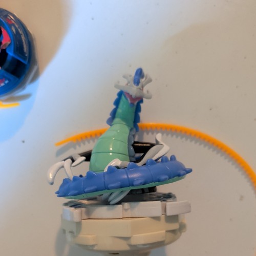 Hasbro beyblade force spin - v,